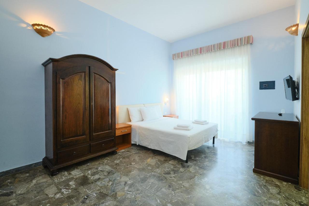 Camere A Sud Алисте Екстериор снимка